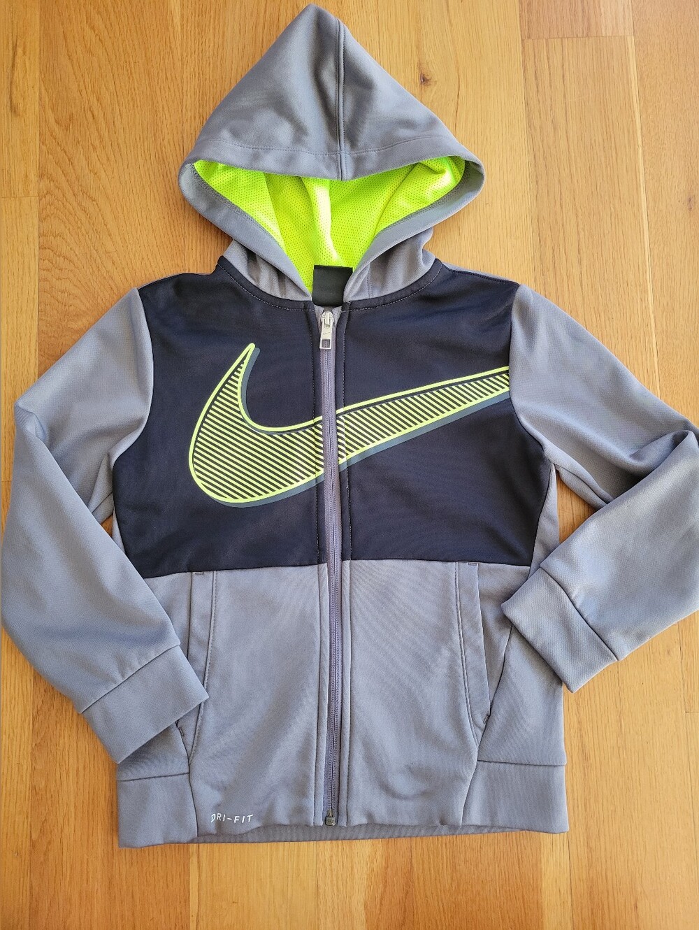 Boys size 7 Nike Dri-Fit Zip-Up Hoodie Jacket